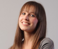 Julia Berzkalna